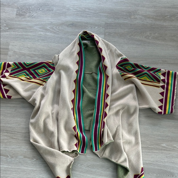 Southwest Aztec chunky knit cardigan. One size. - Picture 6 of 7